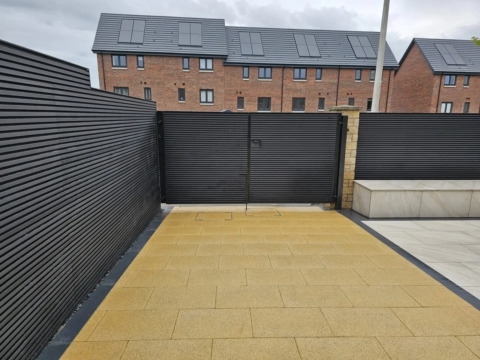 pavefencinganddeckingr 2